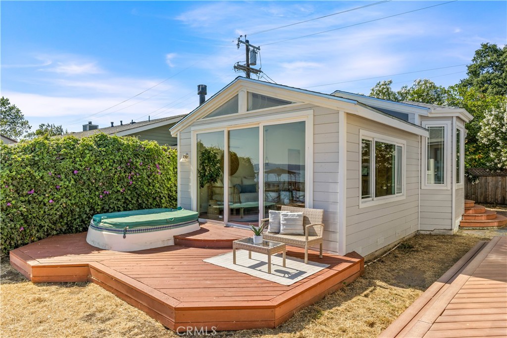 main property photo 31