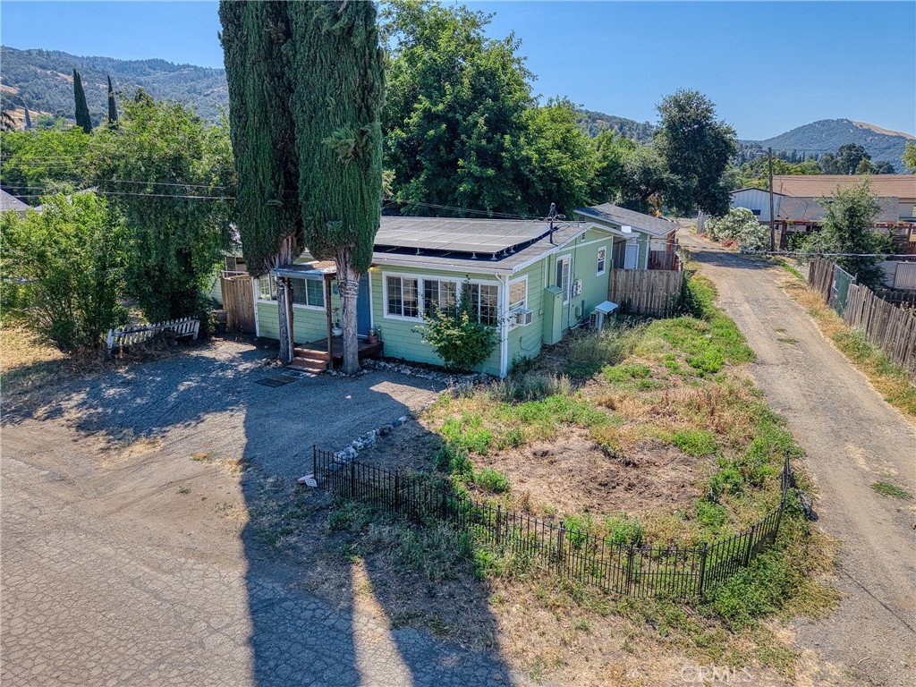 main property photo 24