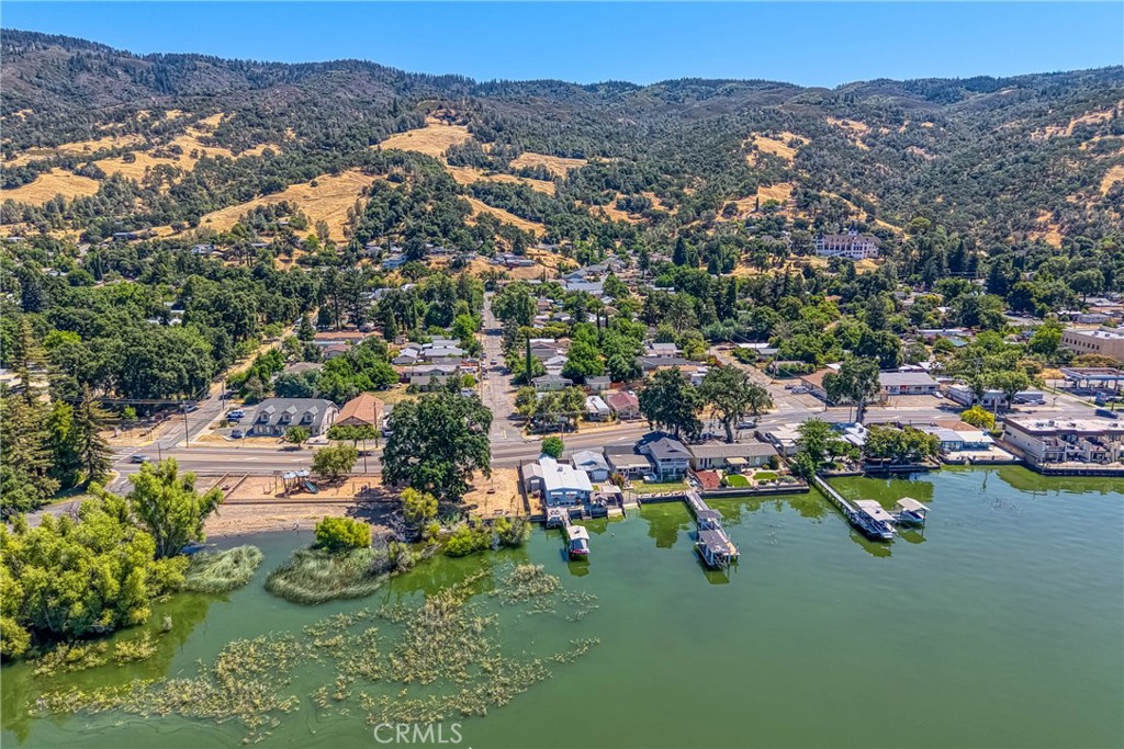 main property photo 41