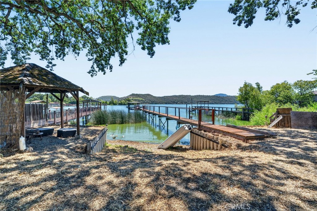 main property photo 40