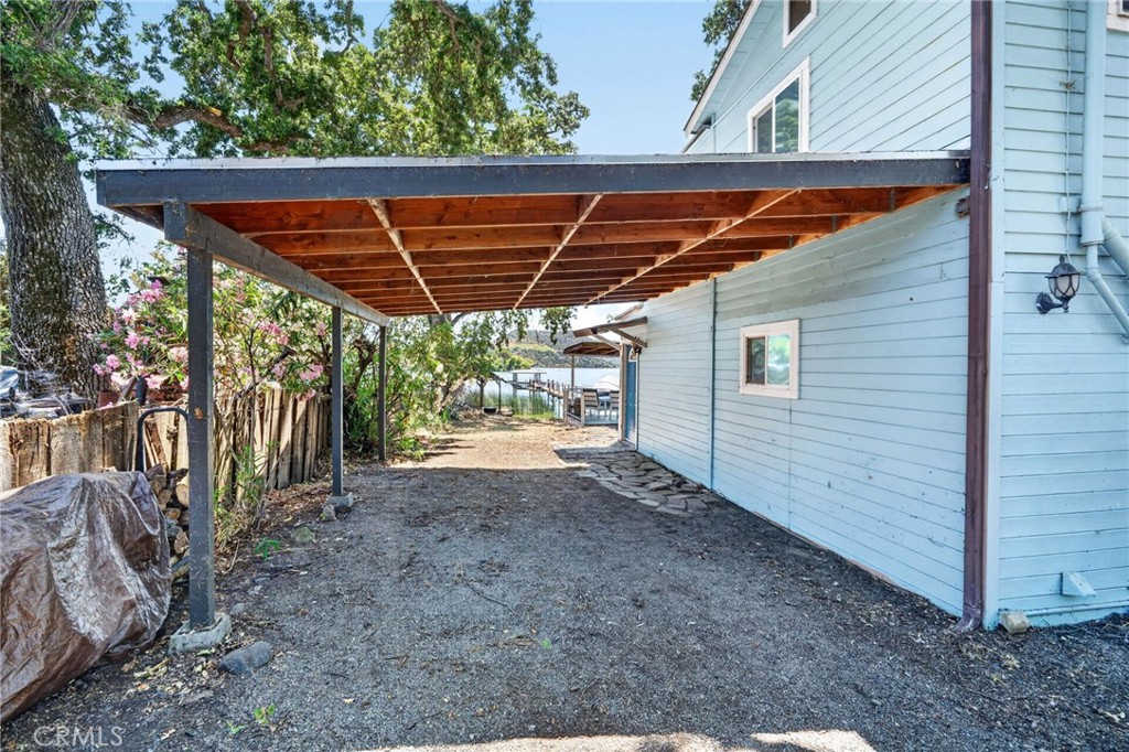 main property photo 43