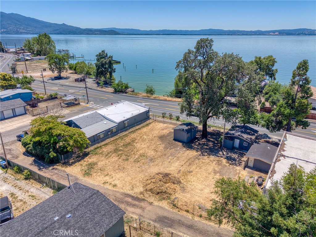 main property photo 20