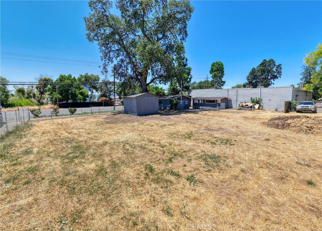main property photo 24