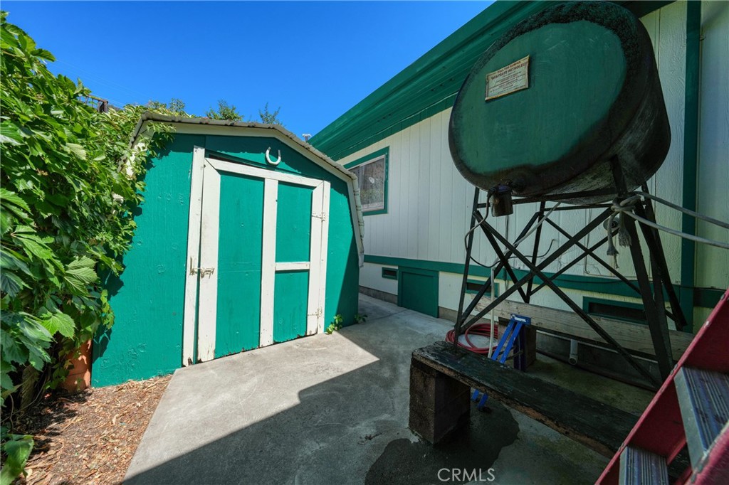 main property photo 51