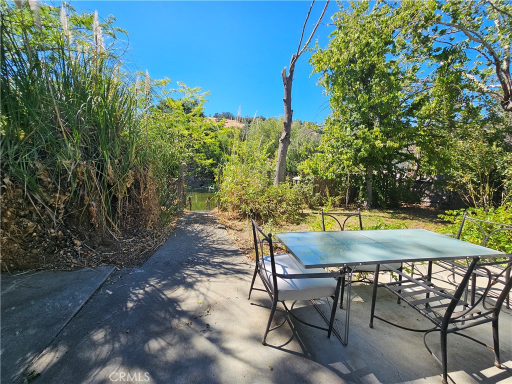 main property photo 33