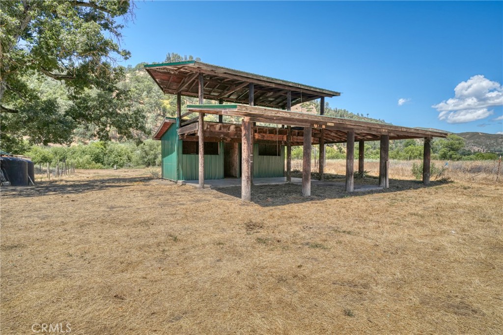 main property photo 36