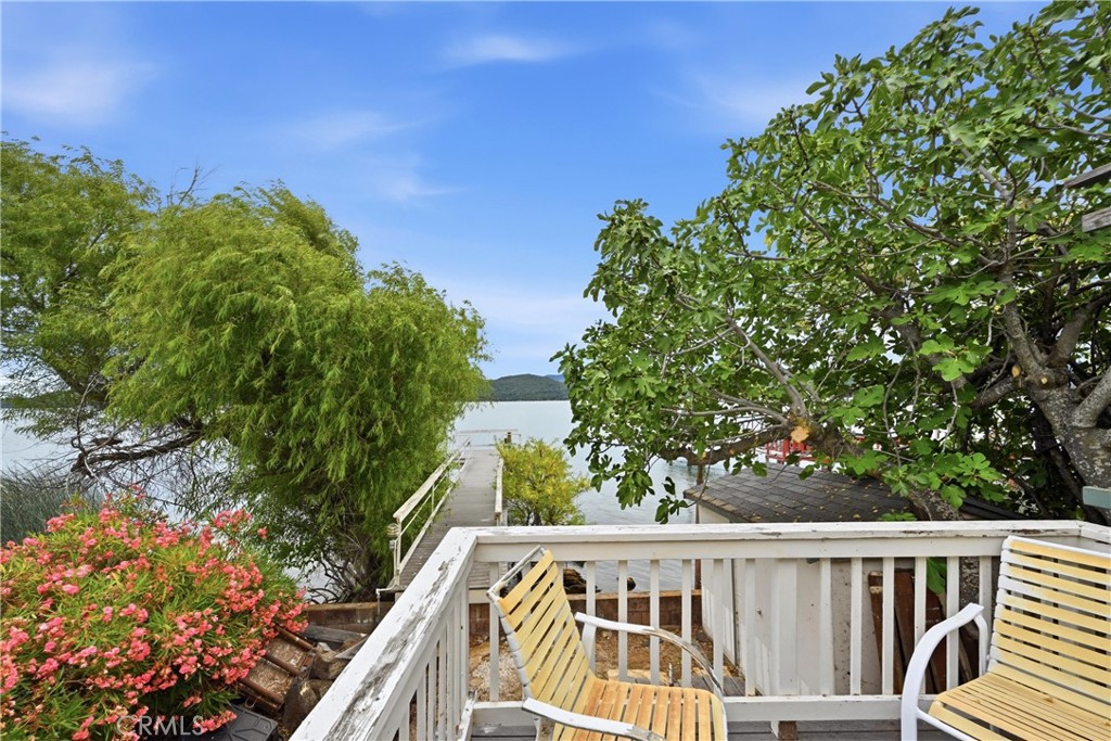 main property photo 23