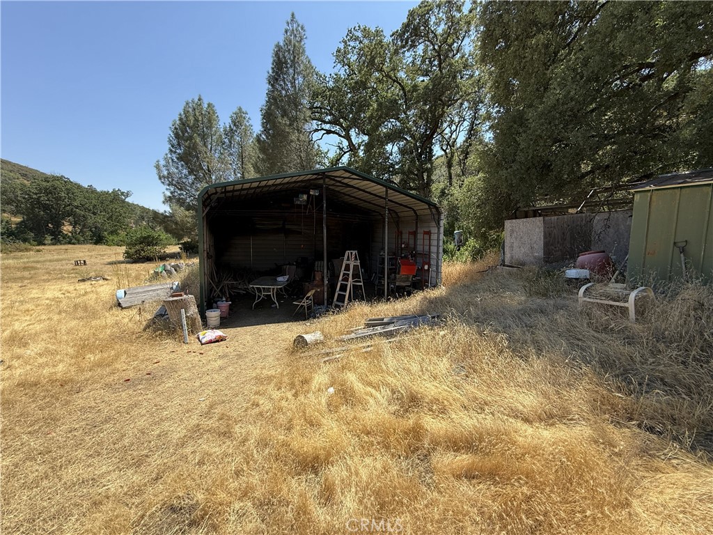 main property photo 12