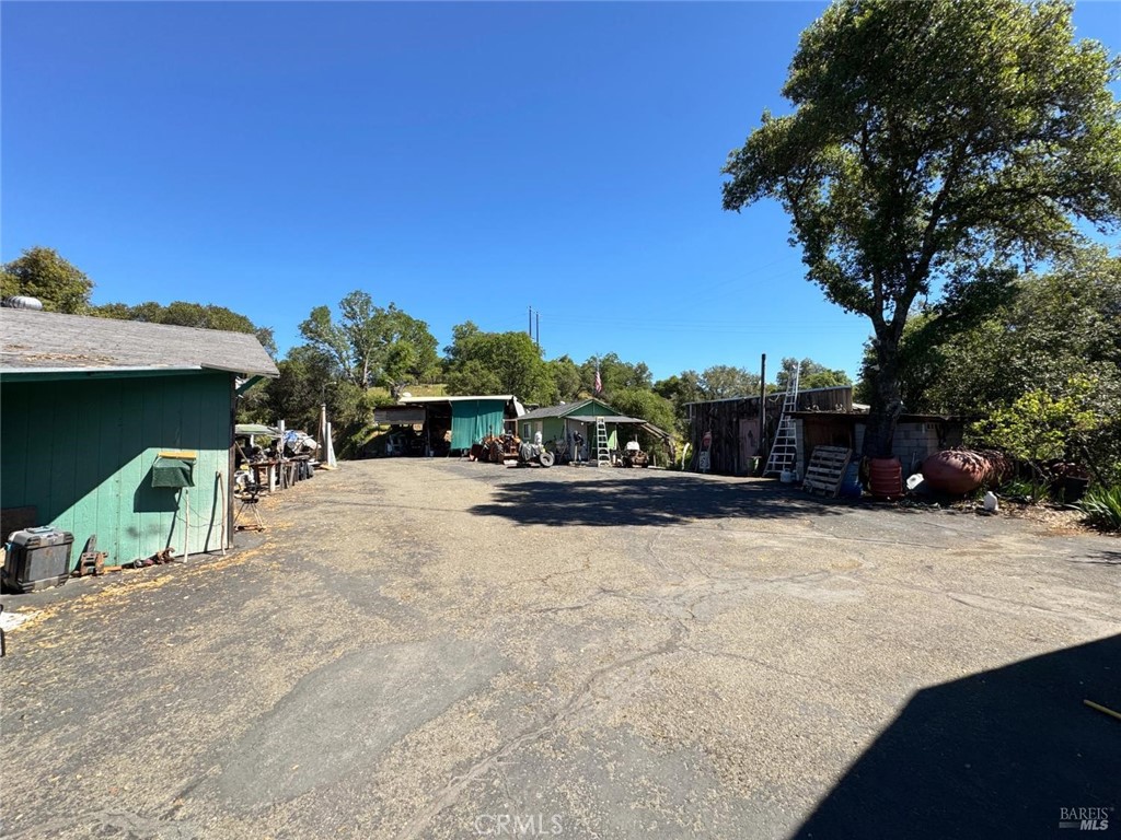 main property photo 20