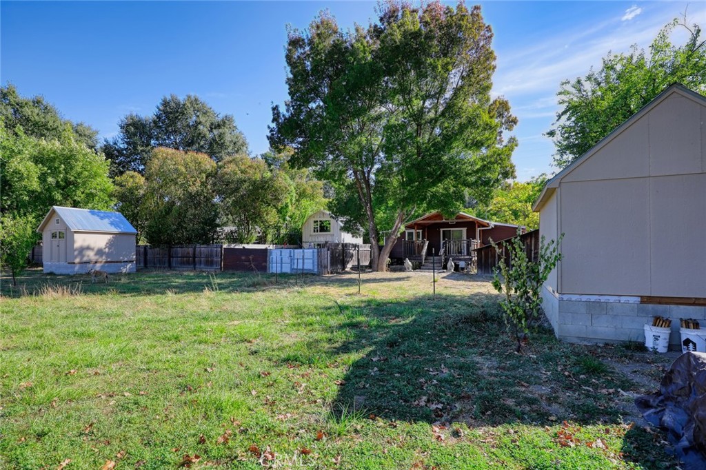 main property photo 26