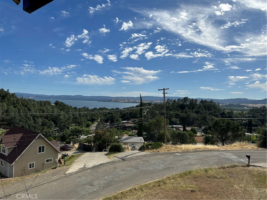 main property photo 45