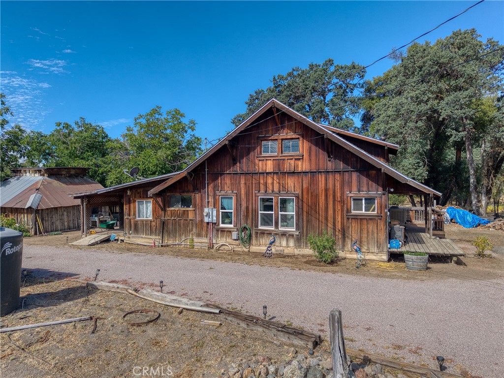 main property photo 35