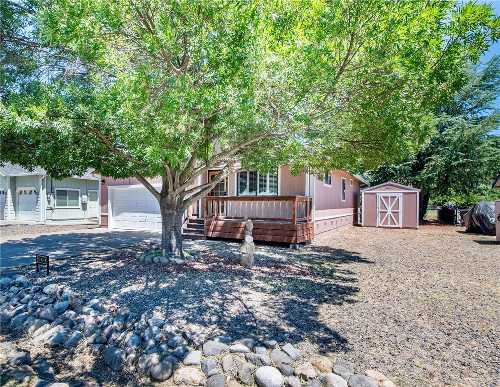 main property photo 40
