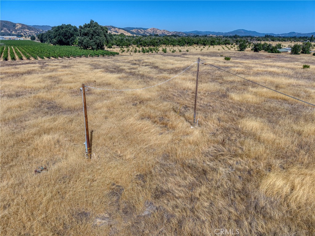 main property photo 11