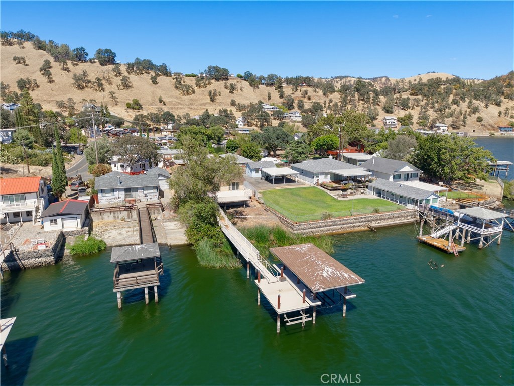 main property photo 6