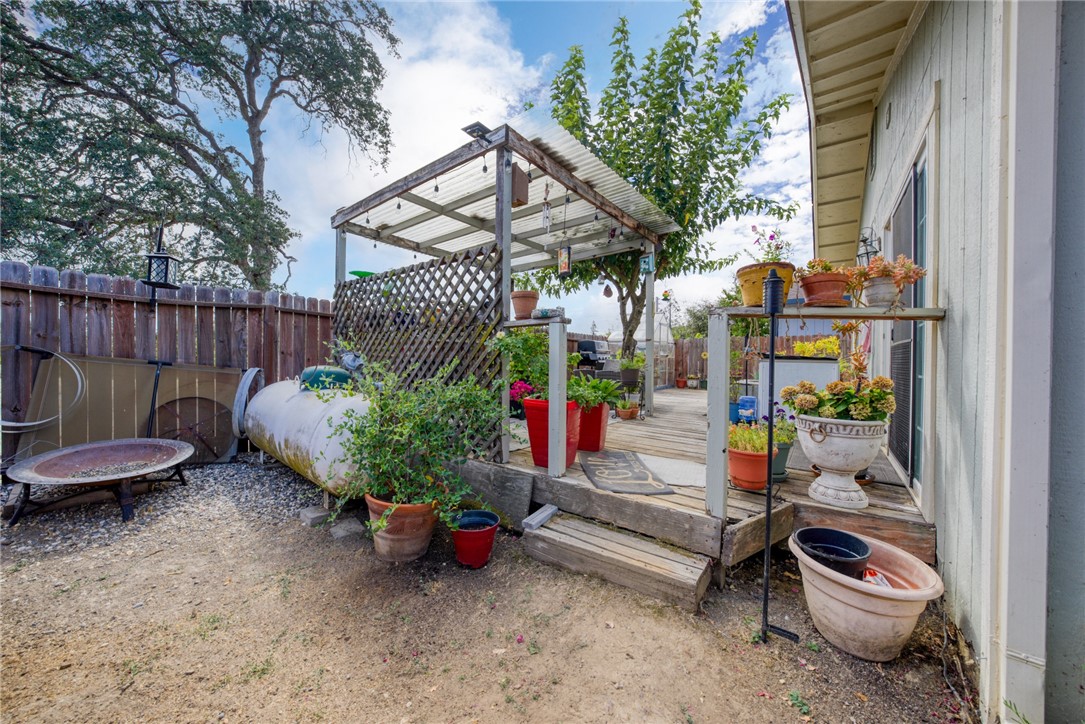 main property photo 45