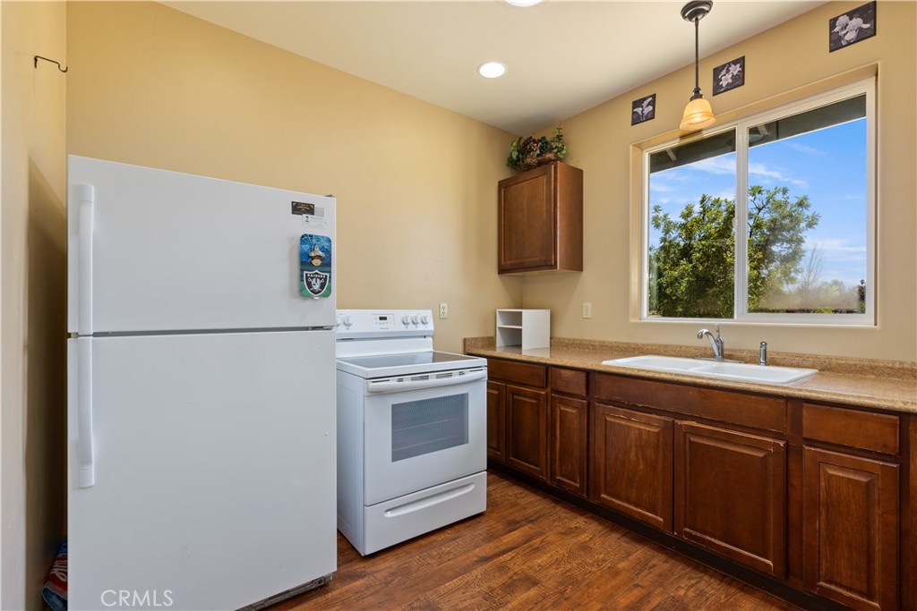 main property photo 61