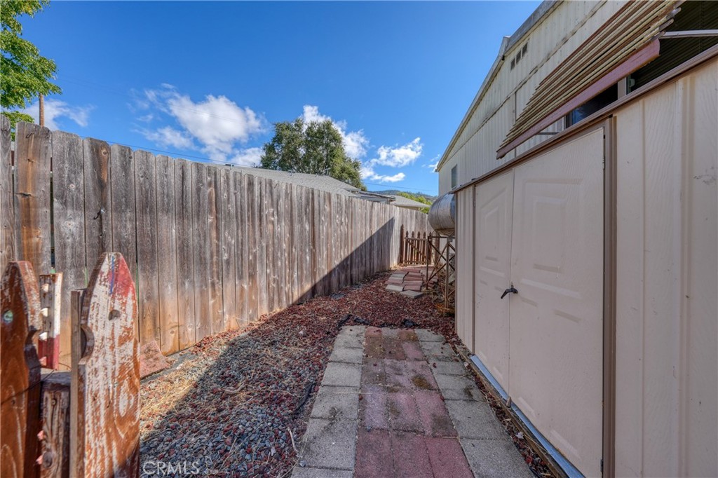 main property photo 44