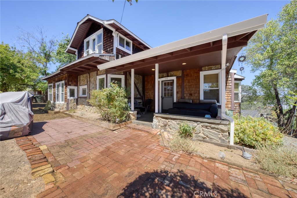 main property photo 36