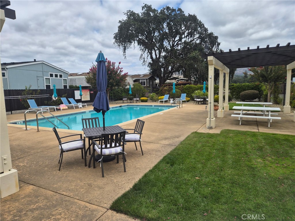 main property photo 22