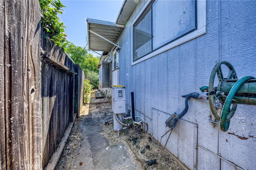 main property photo 22
