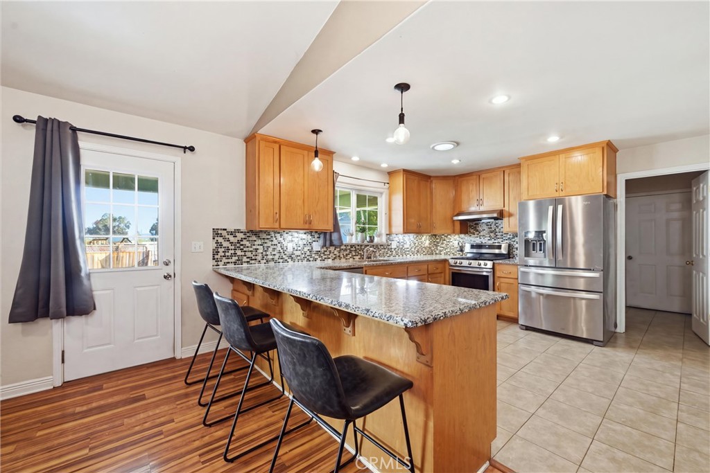 main property photo 5