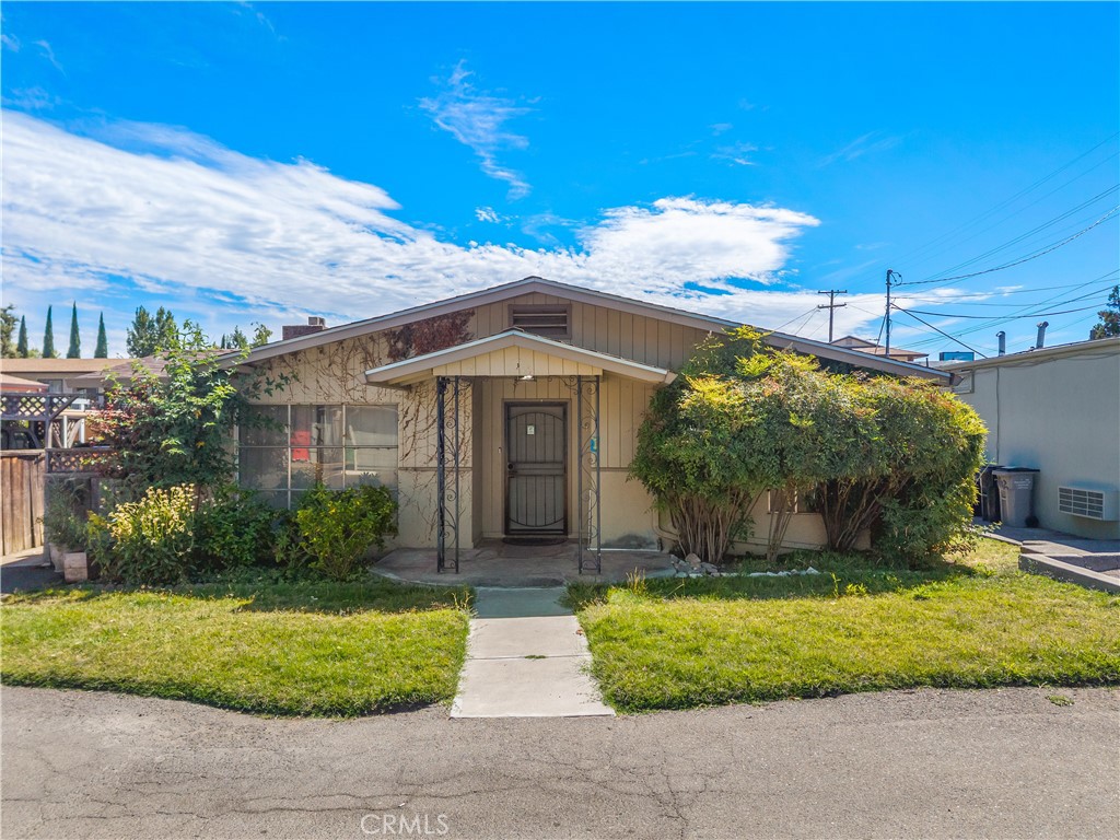 main property photo 12