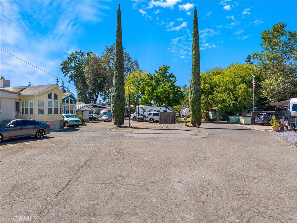 main property photo 17