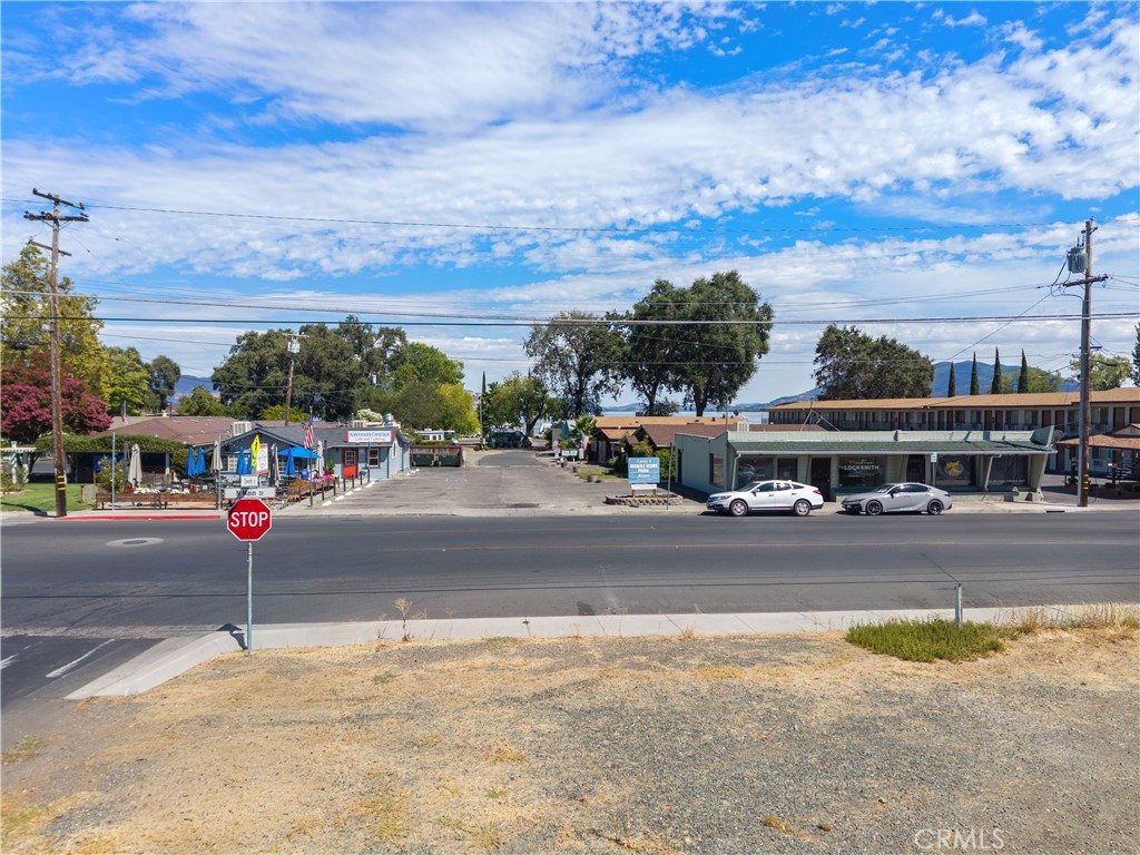 main property photo 24