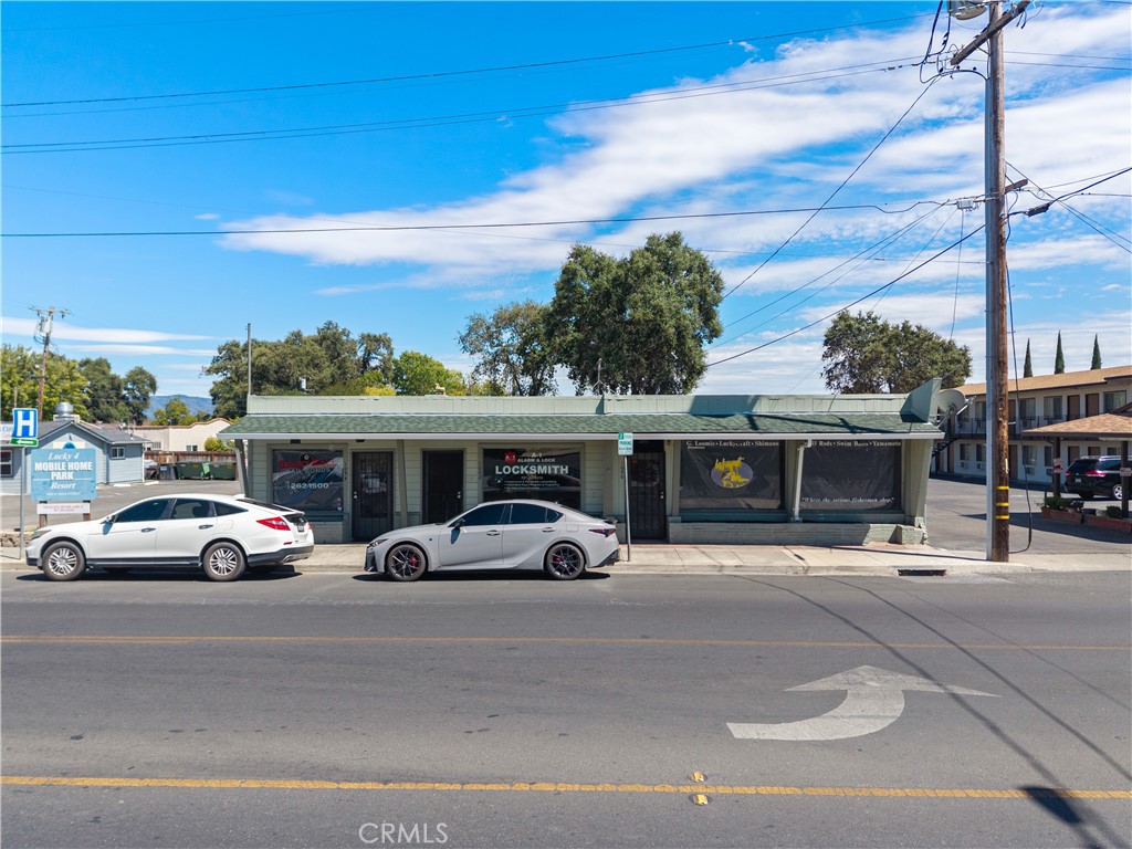 main property photo 9