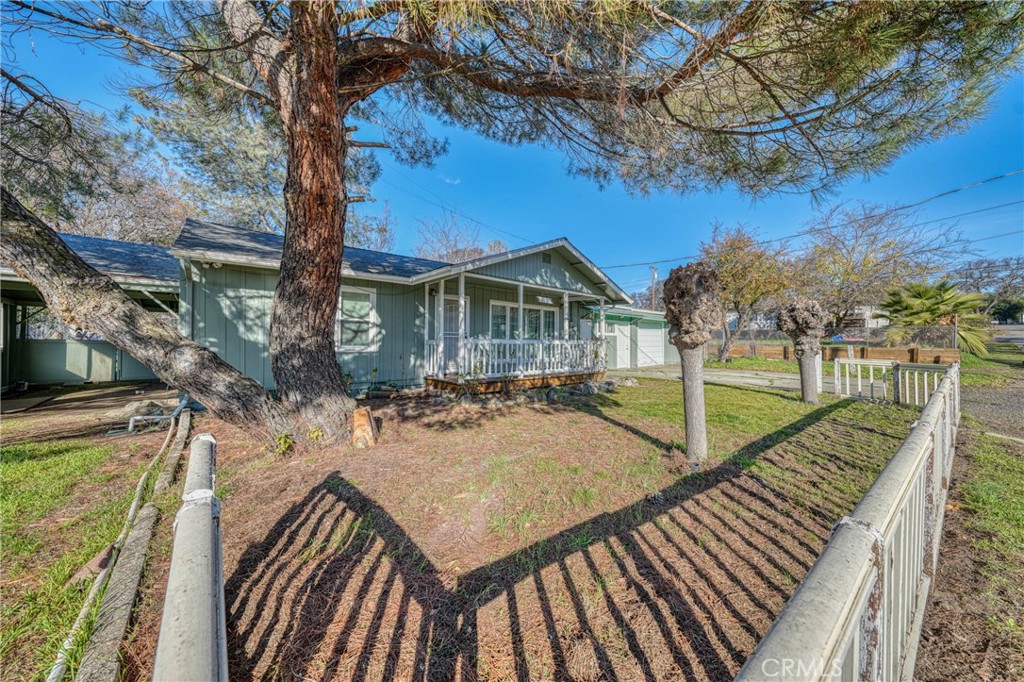 main property photo 29