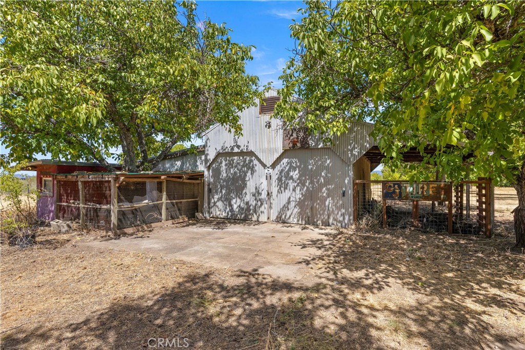 main property photo 43