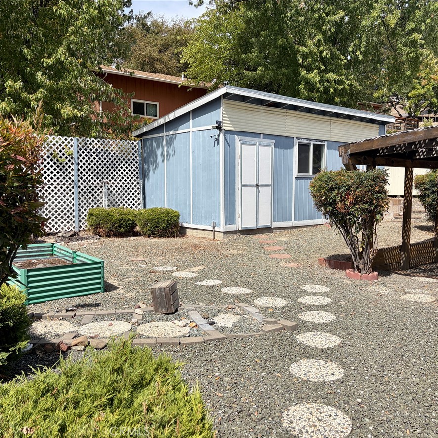 main property photo 42