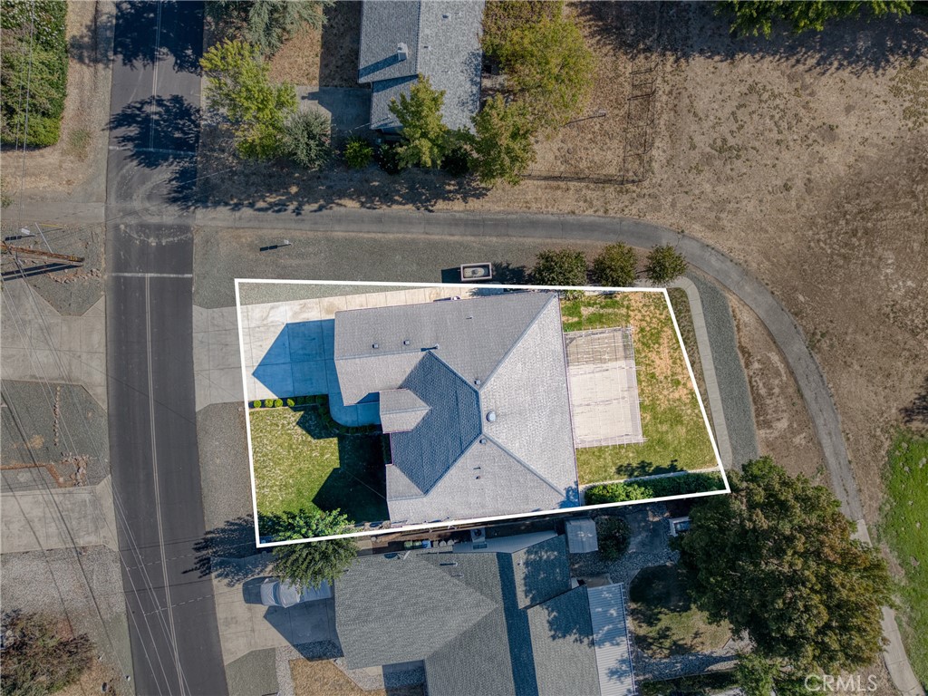 main property photo 64
