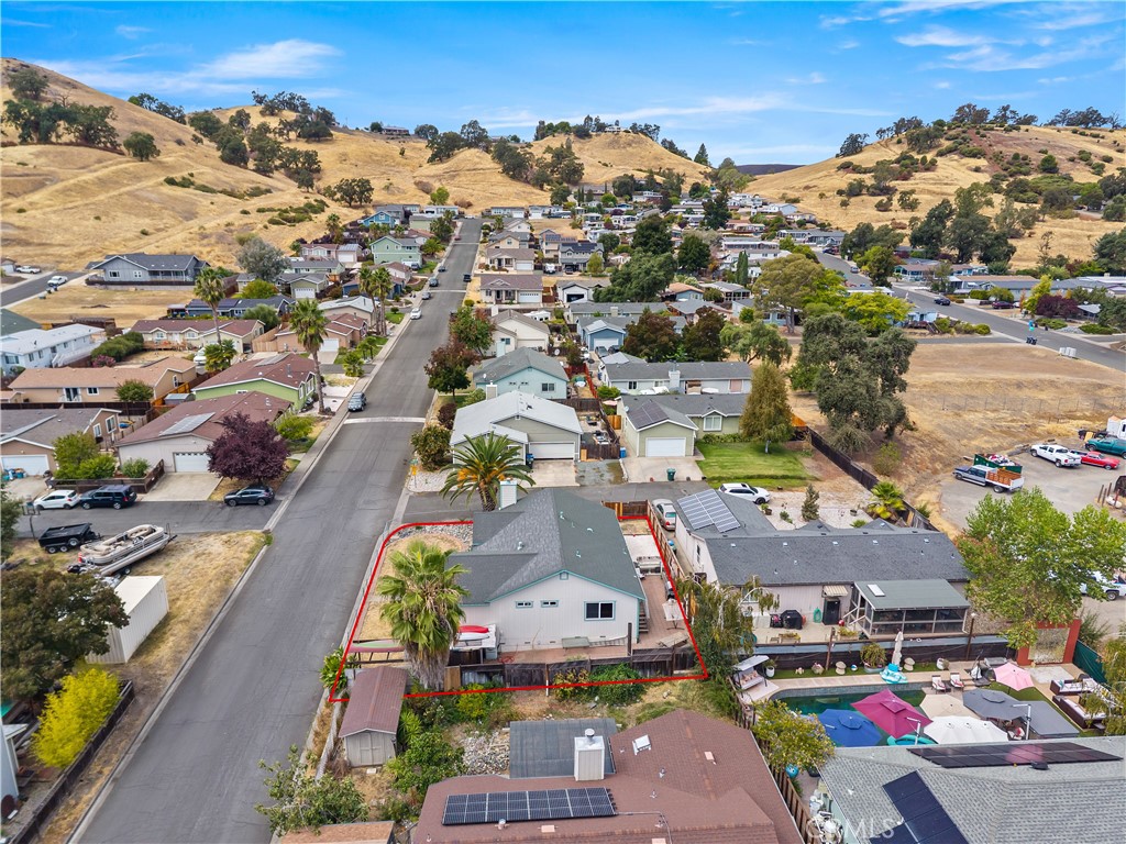 main property photo 35