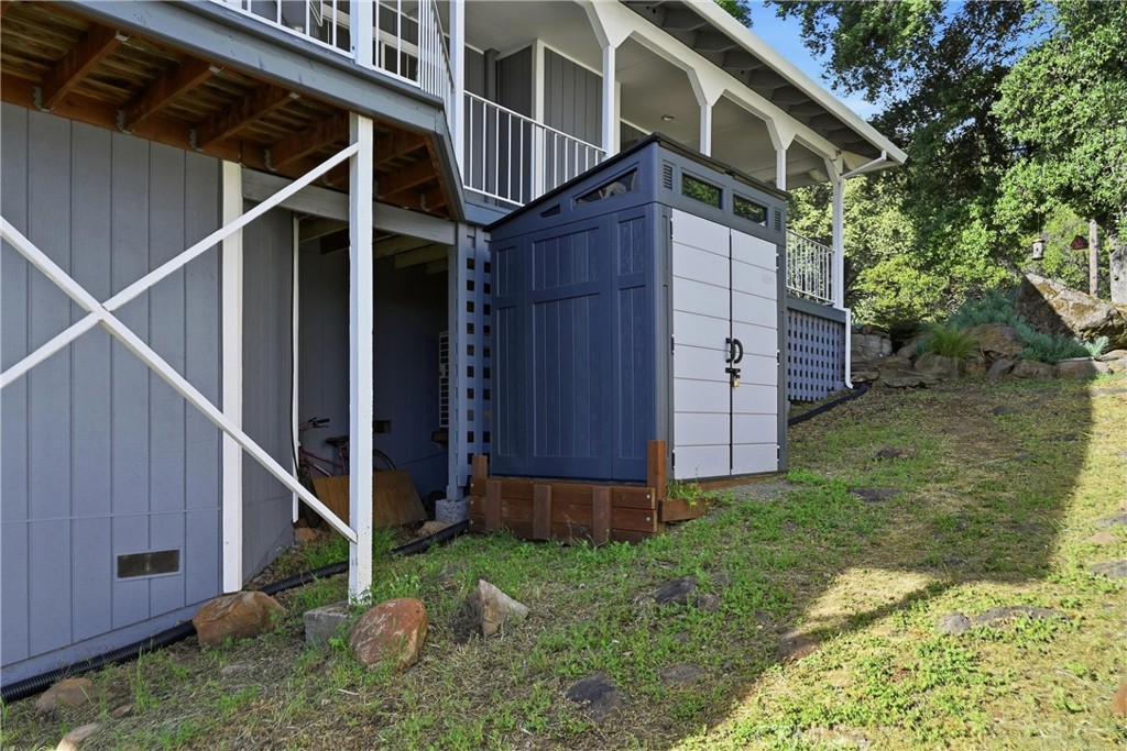 main property photo 35