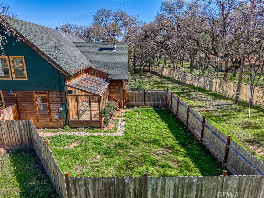 main property photo 30