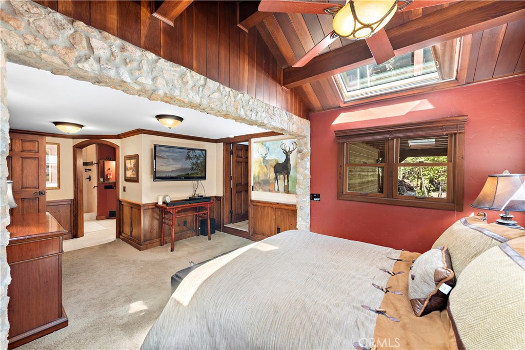 main property photo 34