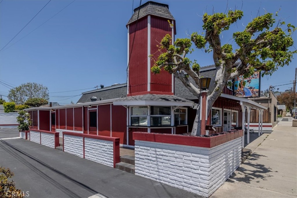 main property photo 4