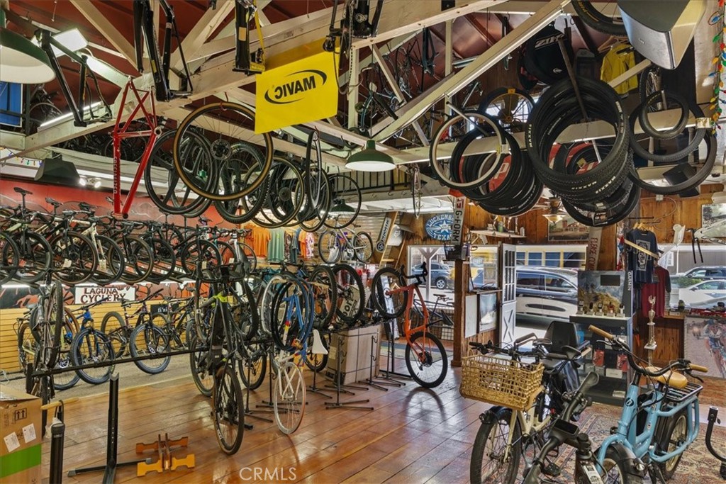 main property photo 6