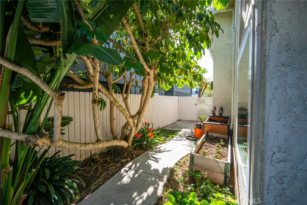 main property photo 60