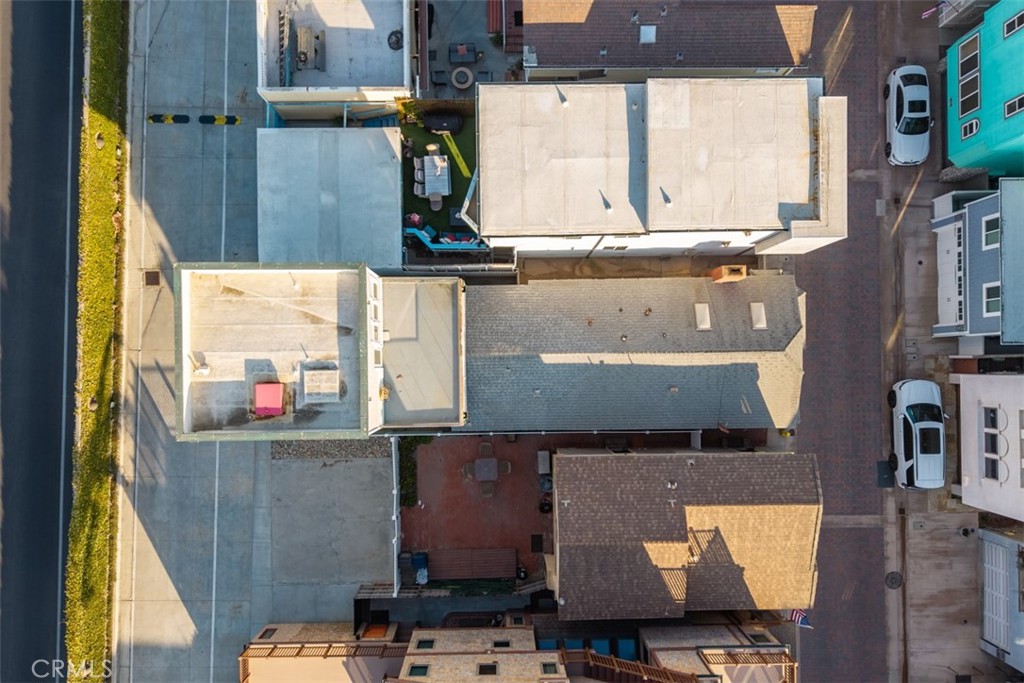 main property photo 50