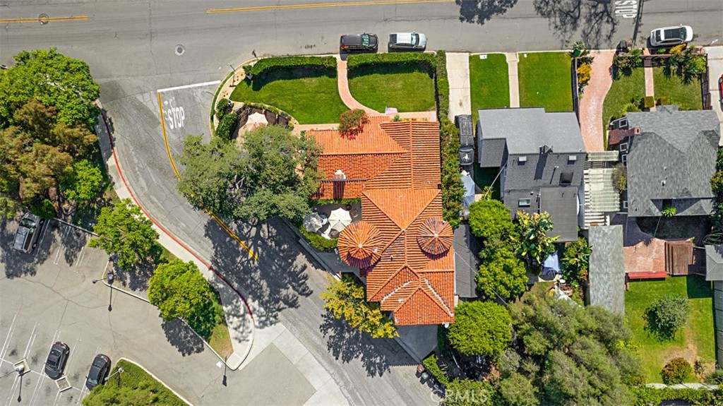 main property photo 46