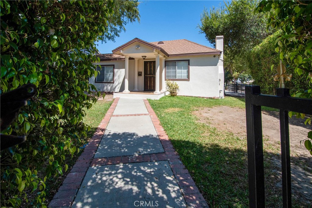 main property photo 2