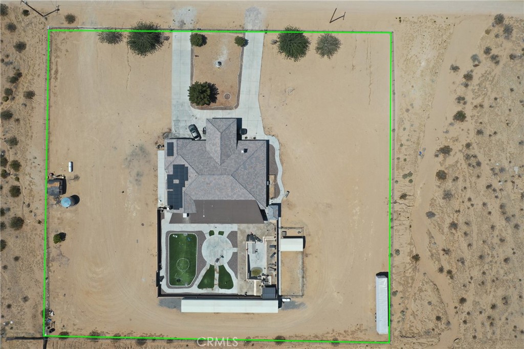 main property photo 10