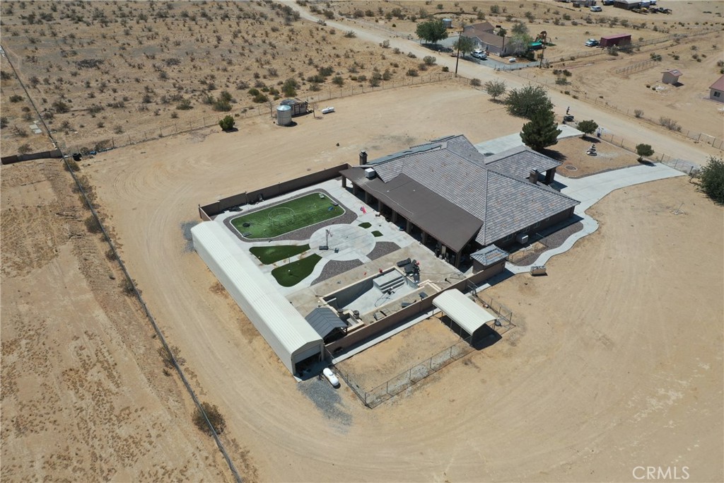main property photo 14