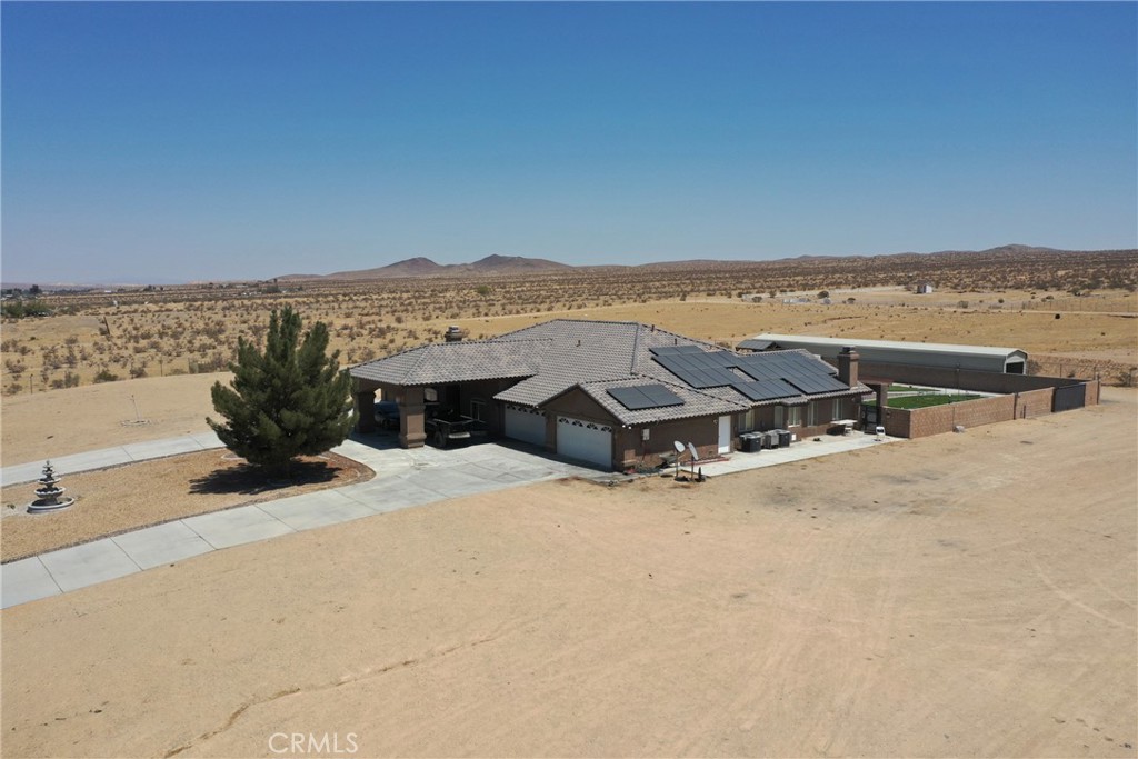 main property photo 18