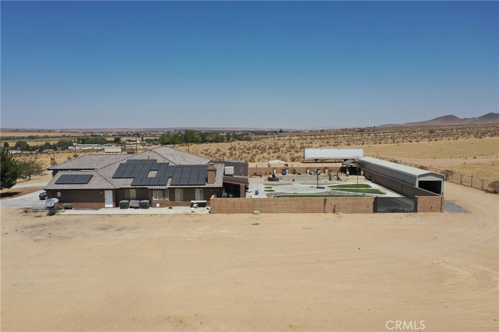 main property photo 19