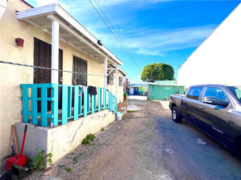 main property photo 12