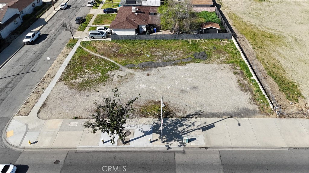 main property photo 3